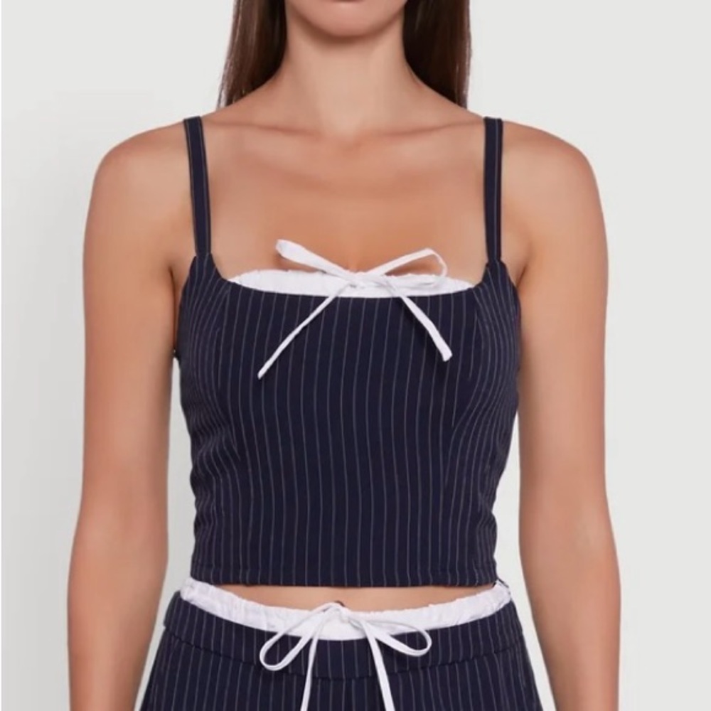 Navy and White Striped Tank Top🪞